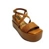 Sandalia Plataforma en Cuero Cony Miel